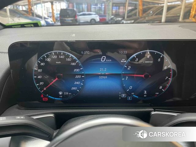 Mercedes-Benz GLB id 4256633 из Китая 9