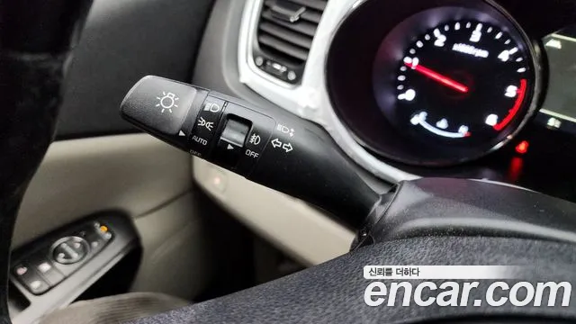 Kia The New Carnival id 2406007 из Кореи 9