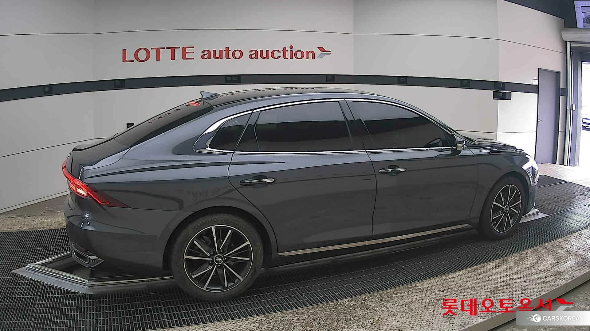 Hyundai Grandeur id 3875787 из Кореи 9