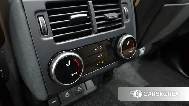 Land Rover Discovery 5 id 3674713 из Кореи 9