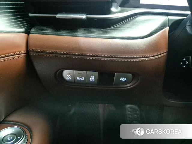 Genesis G90 (RS4) id 4592721 из Кореи 9
