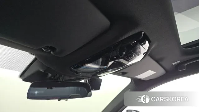 BMW 5 Series (G60) id 3415497 из Кореи 9