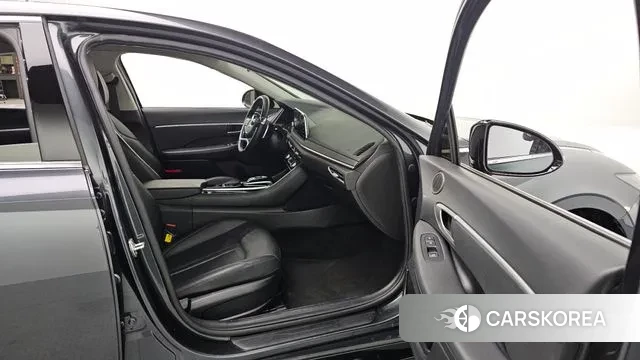 Hyundai Sonata (DN8) id 3566811 из Кореи 9