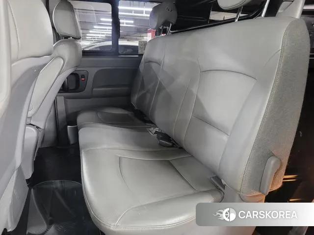 Hyundai The New Grand Starex id 3778758 из Кореи 9