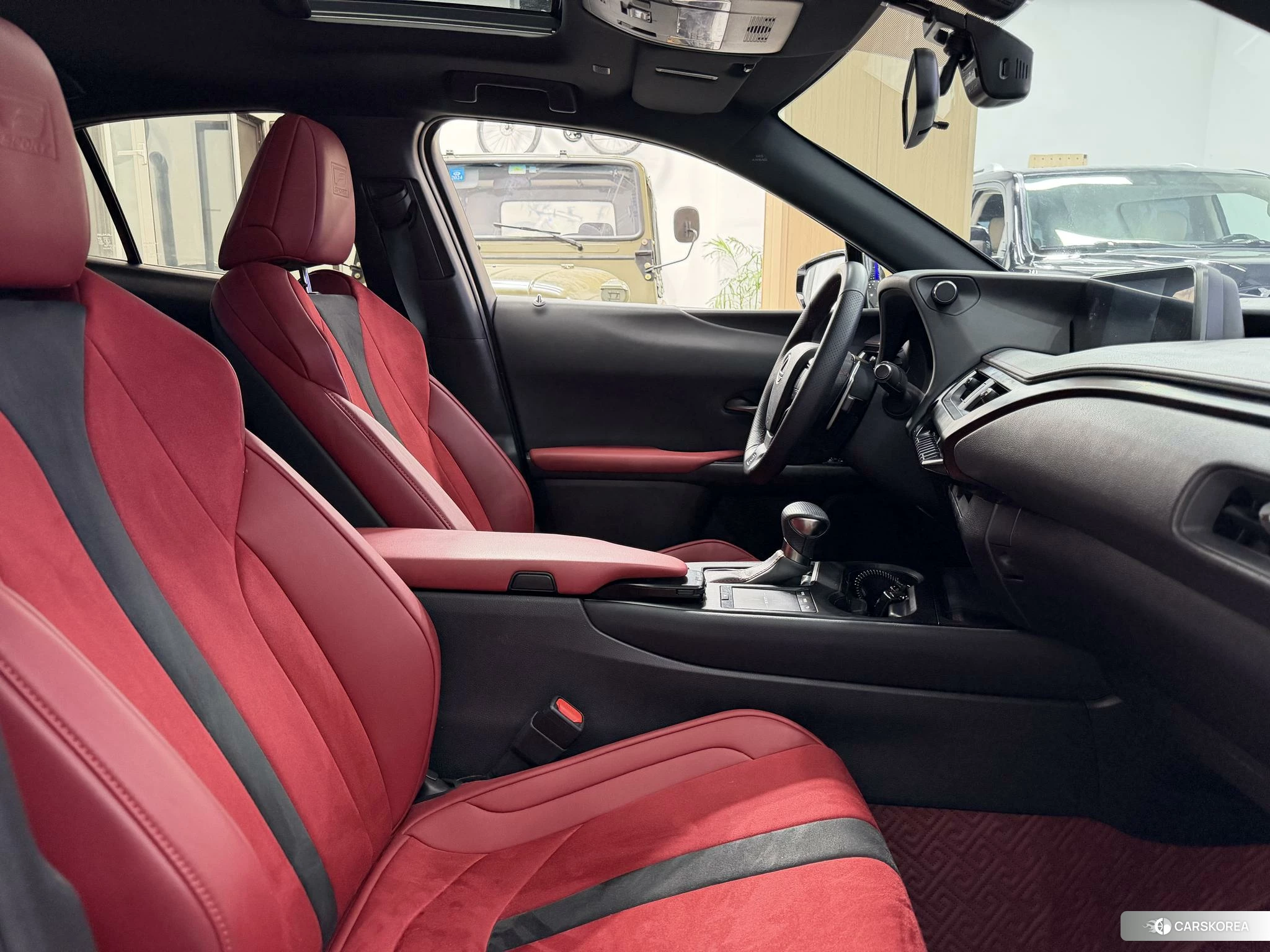 Lexus UX id 4440407 из Китая 9