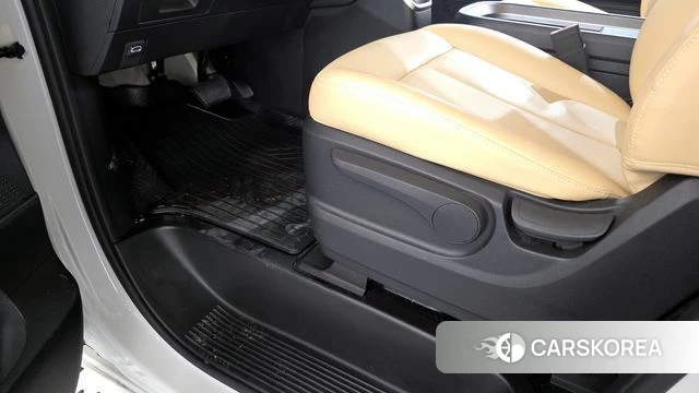 Hyundai Staria id 4292384 из Кореи 9