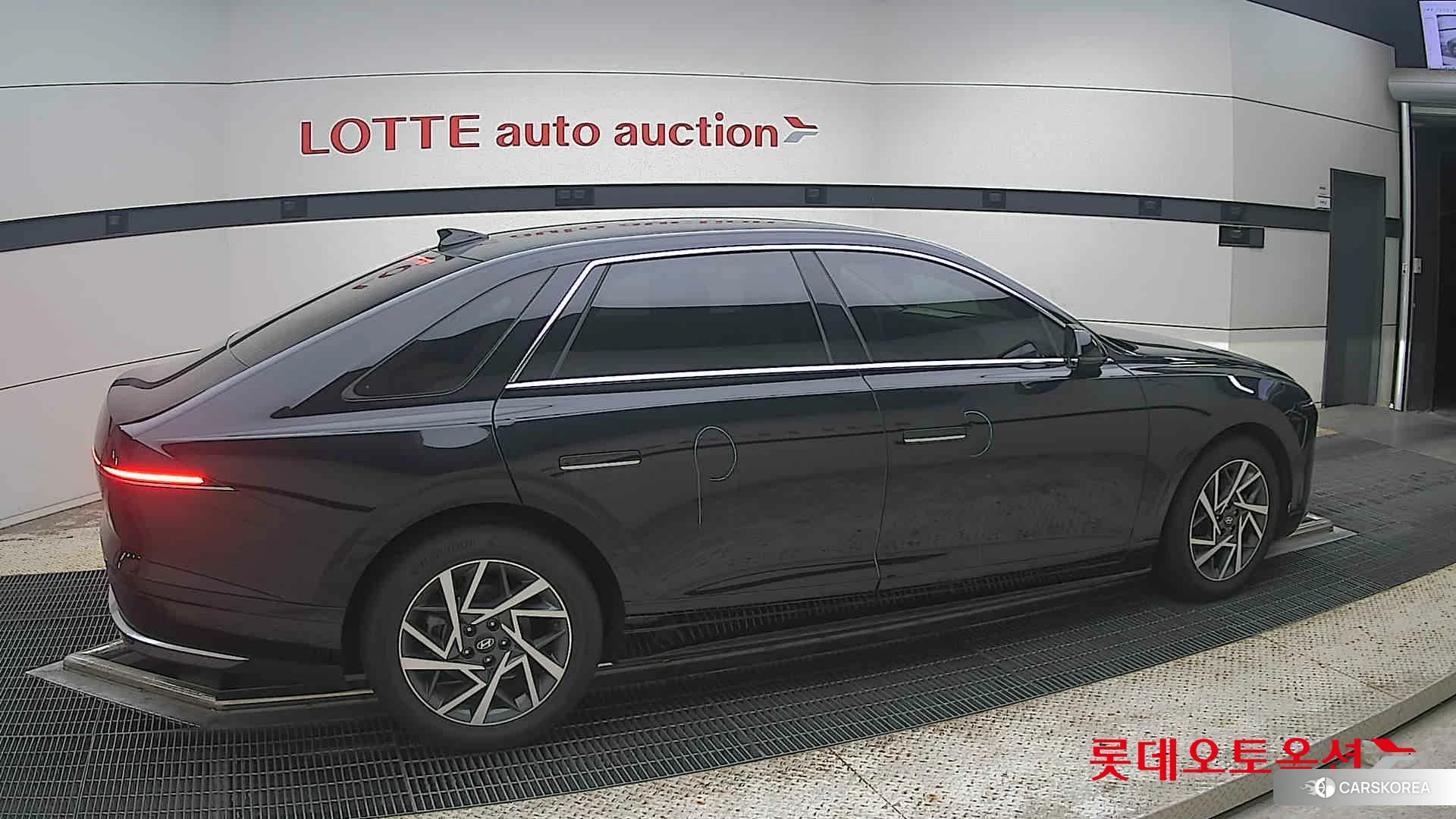 Hyundai Grandeur Hybrid id 4679287 из Кореи 9