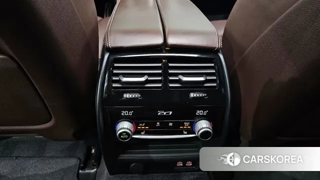 BMW 5 Series (G30) id 3238472 из Кореи 9