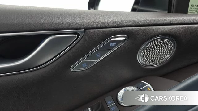 Genesis G80 (RG3) id 3940552 из Кореи 9