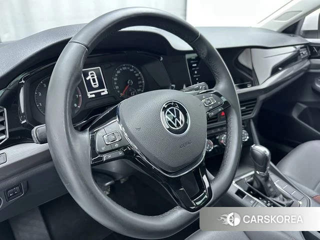 Volkswagen Bora id 4277086 из Китая 9