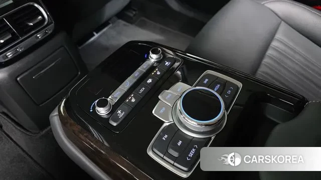 Genesis G90 id 3209616 из Кореи 9