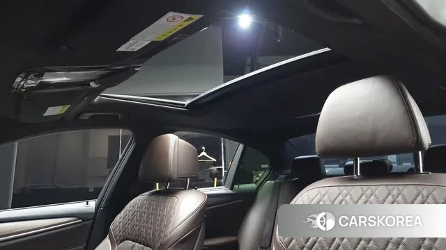 BMW 5 Series (G30) id 3014043 из Кореи 9