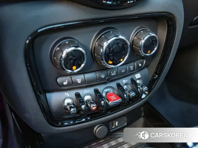 Mini Cooper S Clubman id 3756962 из Кореи 9