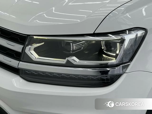Volkswagen Tuyue id 4275902 из Китая 9