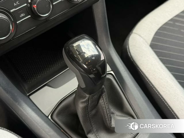 Volkswagen Tuyue id 4328545 из Китая 9