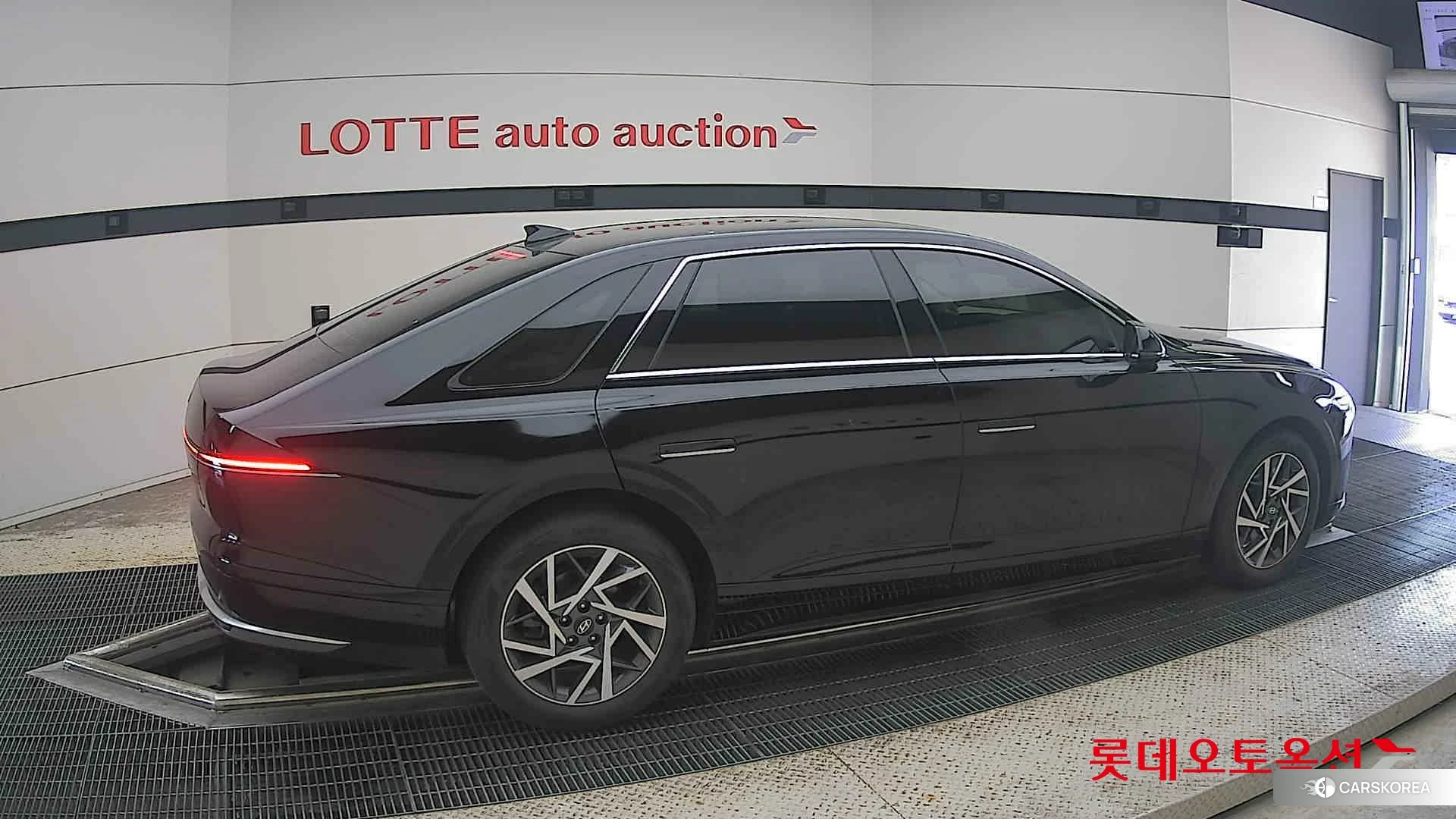 Hyundai Grandeur Hybrid id 4902530 из Кореи 9