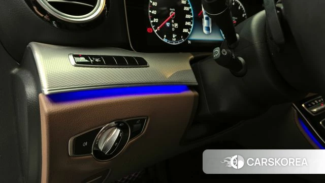 Mercedes-Benz E-Class W213 id 4371608 из Кореи 9