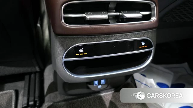 Genesis GV70 id 3851465 из Кореи 9