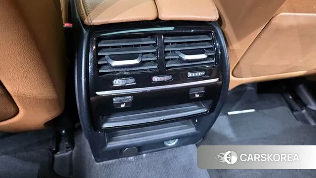 BMW 5 Series (G30) id 3489653 из Кореи 9