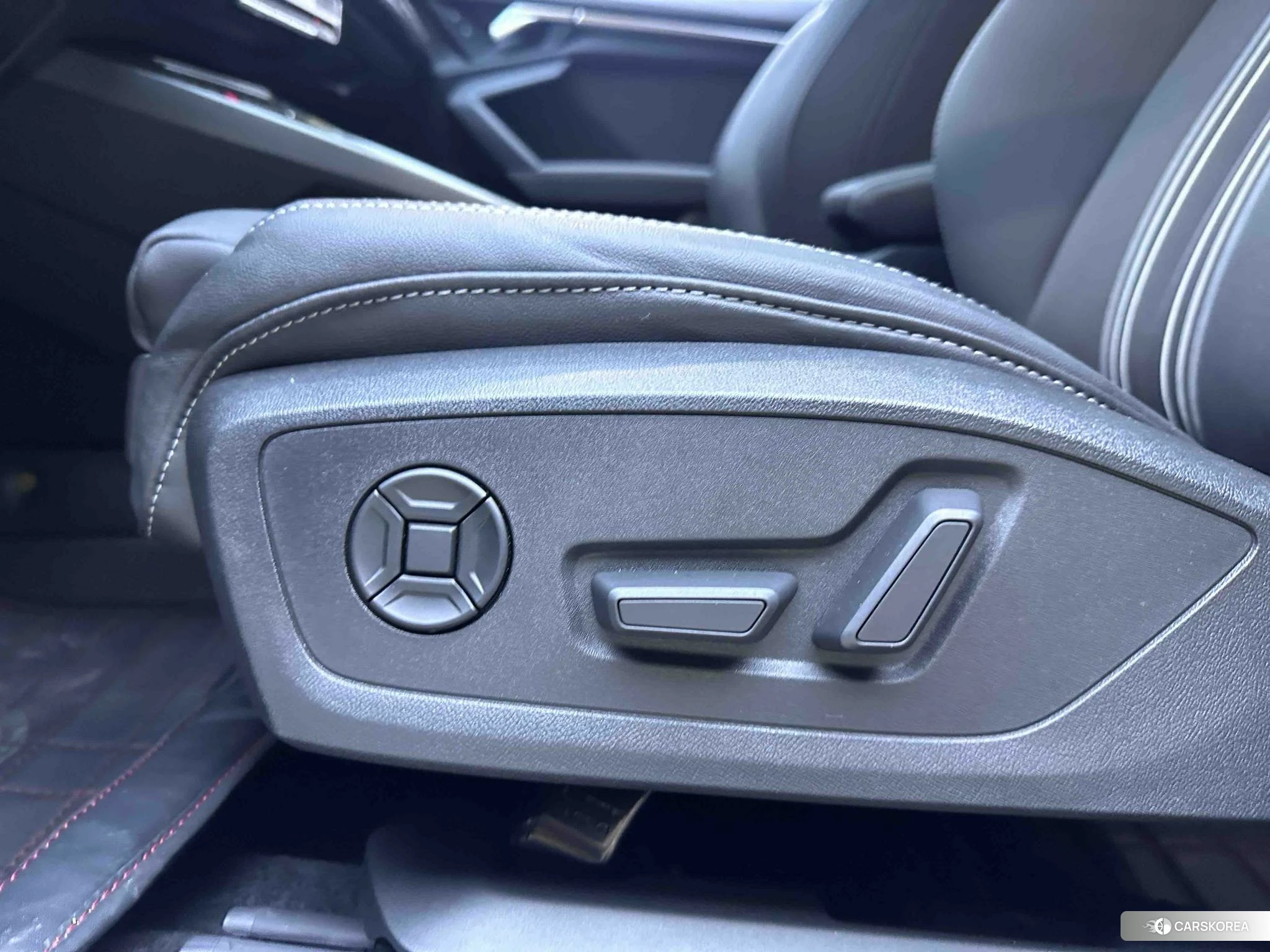 Audi A3 id 4487305 из Китая 9