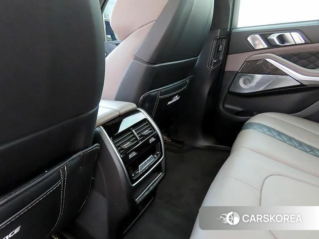 BMW X5M (G05) id 3935782 из Кореи 9