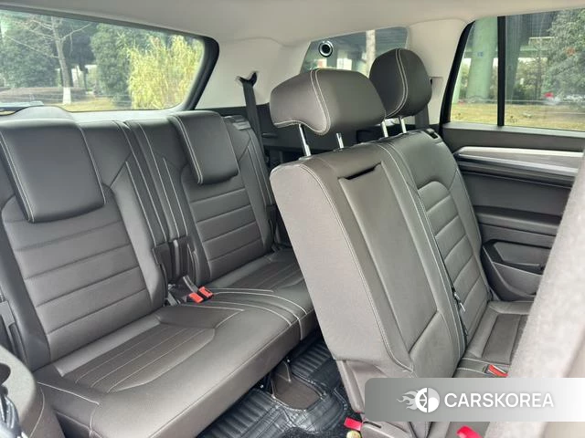 Volkswagen Tourang id 4260042 из Китая 9