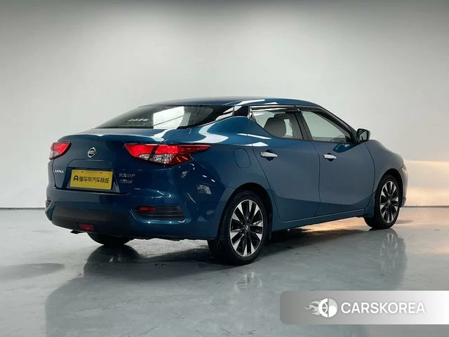 Nissan Bluebird id 4216891 из Китая 9