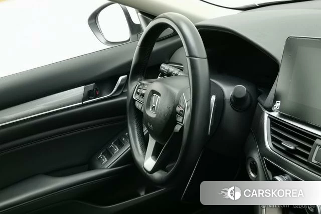 Honda Accord id 4262182 из Китая 9