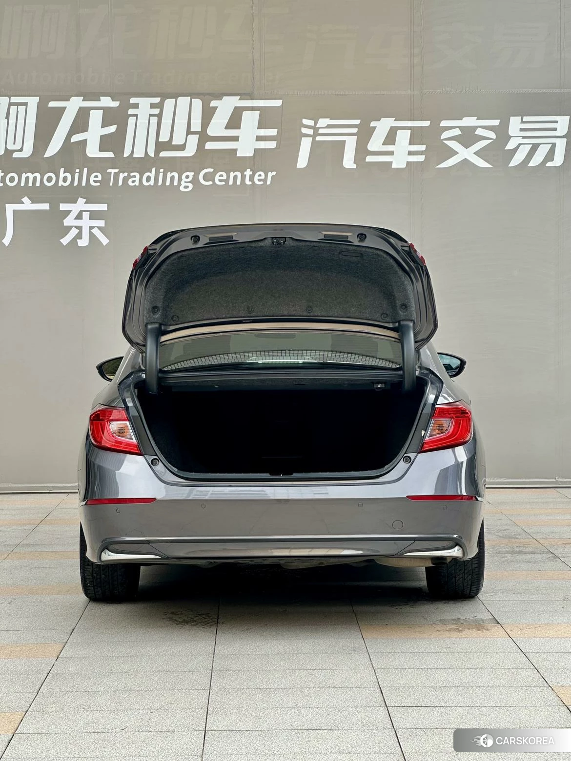 Honda Accord id 4413185 из Китая 9