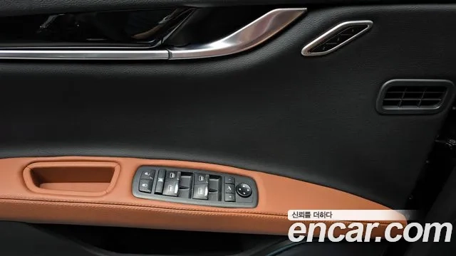 Maserati Ghibli id 2943783 из Кореи 9