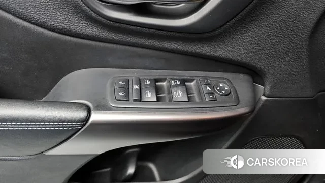 Jeep Cherokee (KL) id 3004707 из Кореи 9