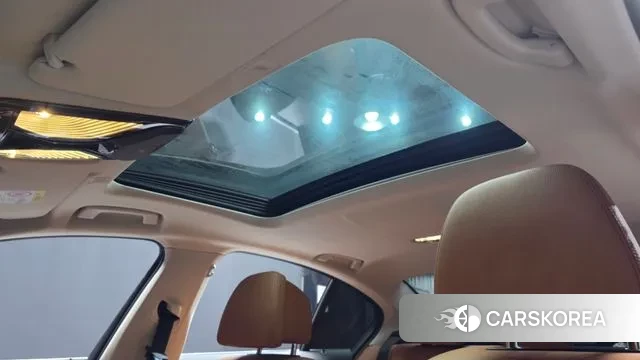 BMW 5 Series (G30) id 3697465 из Кореи 9