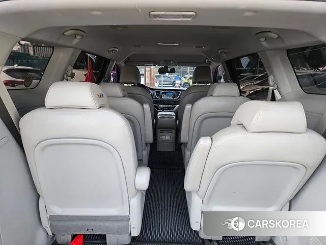 Kia All New Carnival id 3061102 из Кореи 9