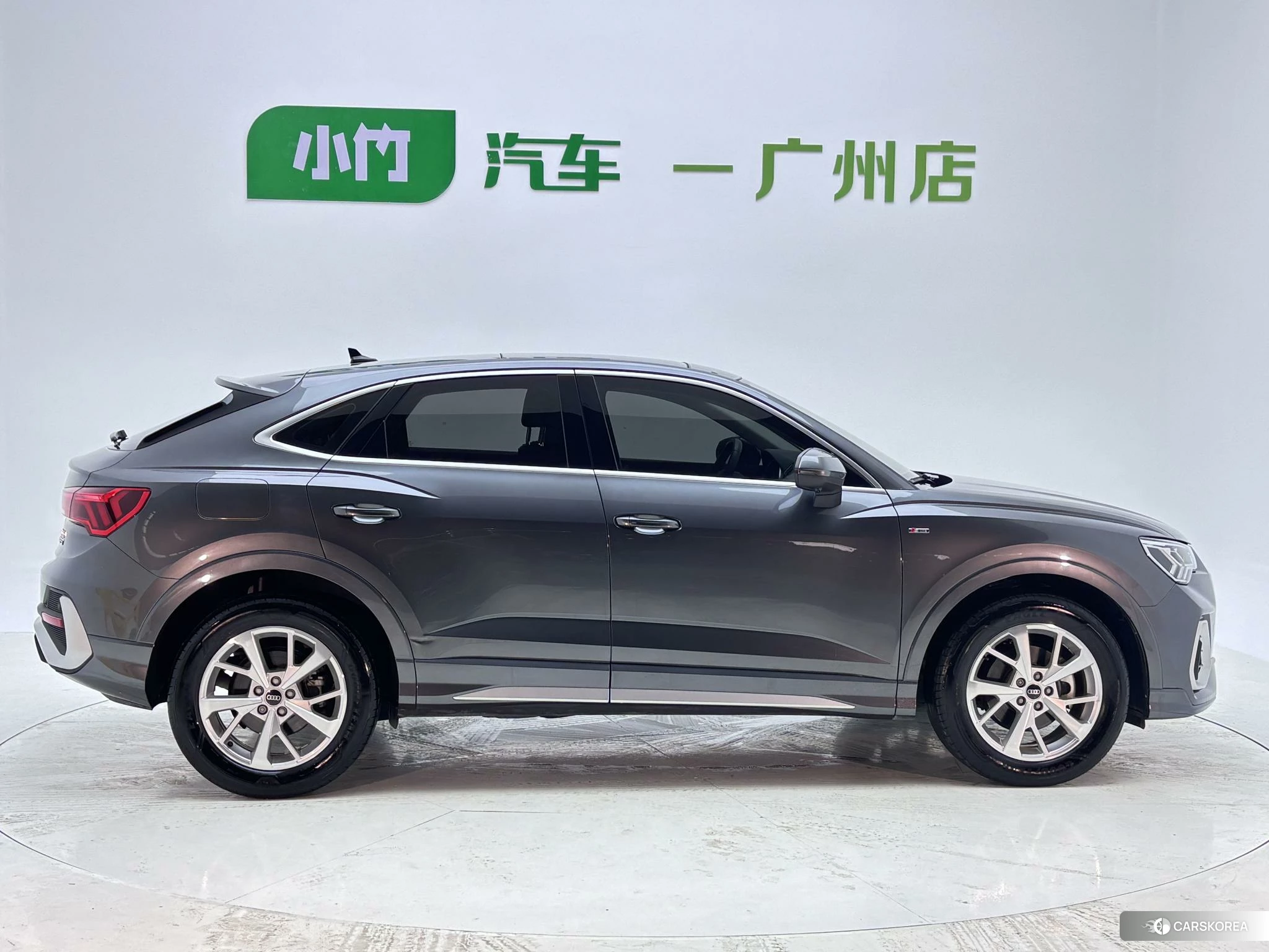 Audi Q3 Sportback id 4514983 из Китая 9