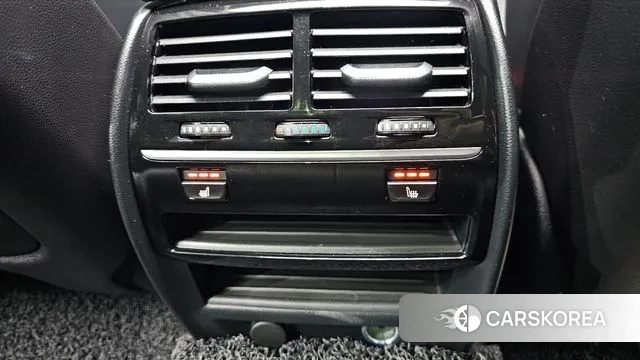 BMW 5 Series (G30) id 3748312 из Кореи 9