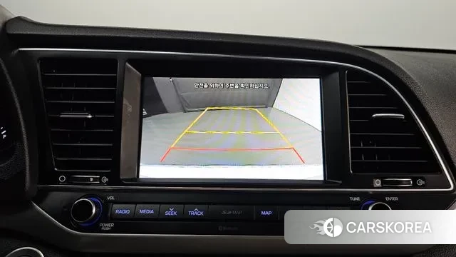 Hyundai Avante AD id 3687669 из Кореи 9