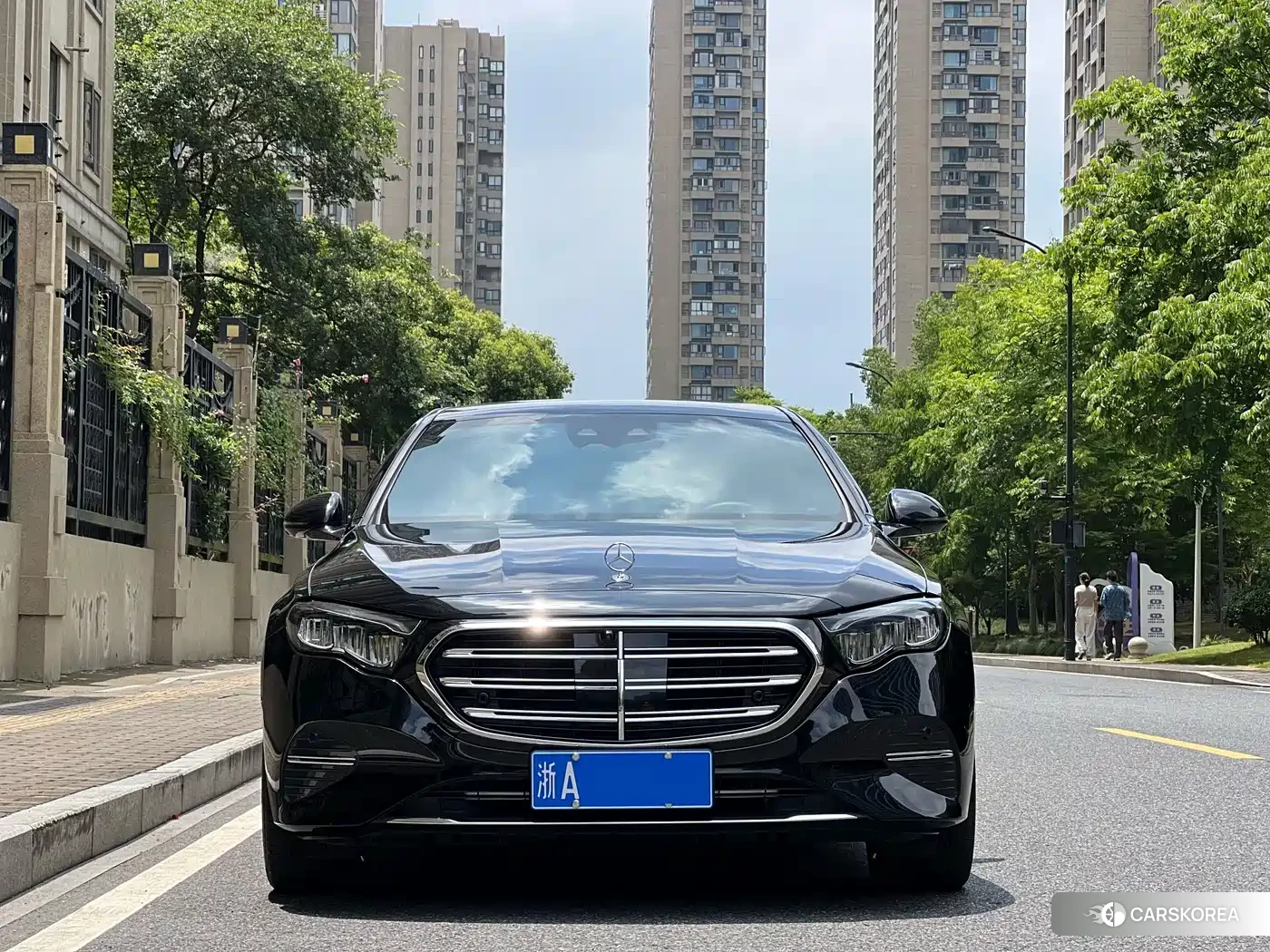Mercedes-Benz E-Class id 4577736 из Китая 9