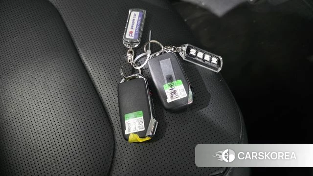 Kia Di Ol Nu Niro id 4422857 из Кореи 9