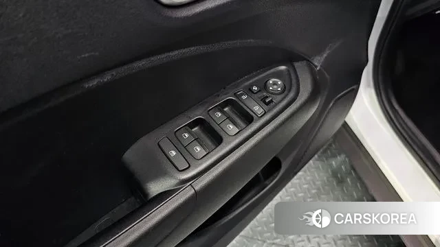 Hyundai Venue id 3013289 из Кореи 9