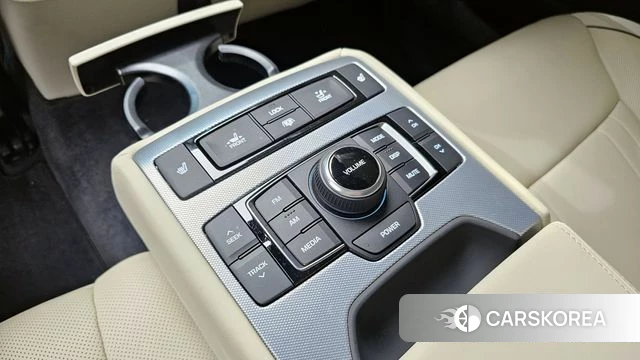 Genesis G80 id 3917447 из Кореи 9