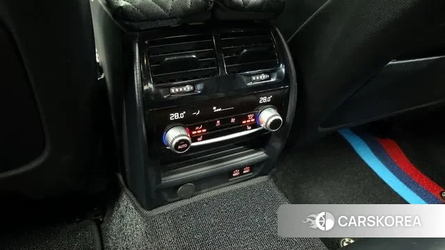 BMW 5 Series (G30) id 3616695 из Кореи 9