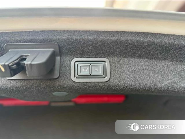 Audi A6 (C8) id 3812084 из Кореи 9