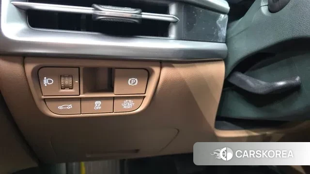 Hyundai Grandeur Hybrid (GN7) id 3663856 из Кореи 9