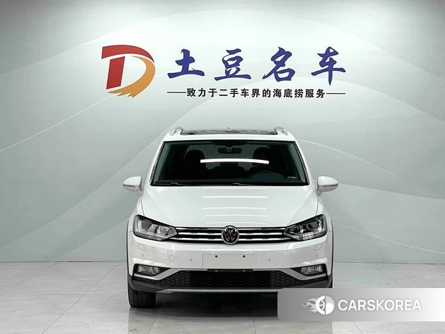 Volkswagen Touran L id 4207779 из Китая 9