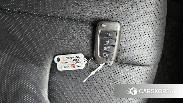 Hyundai Avante (CN7) id 3813073 из Кореи 9