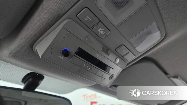 Hyundai The New Grand Starex id 4477250 из Кореи 9