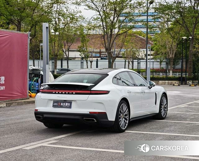 Porsche Panamera id 3957704 из Китая 9