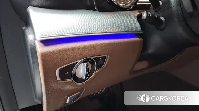 Mercedes-Benz E-Class W213 id 3444600 из Кореи 9