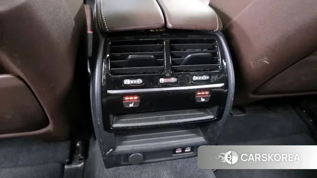 BMW 5 Series (G30) id 3727954 из Кореи 9