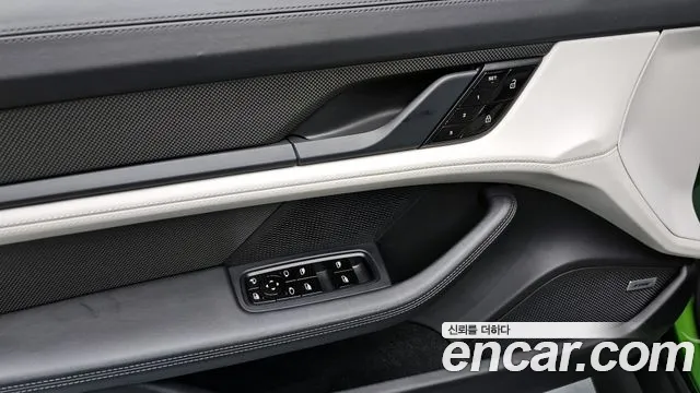 Porsche Taycan id 2854016 из Кореи 9